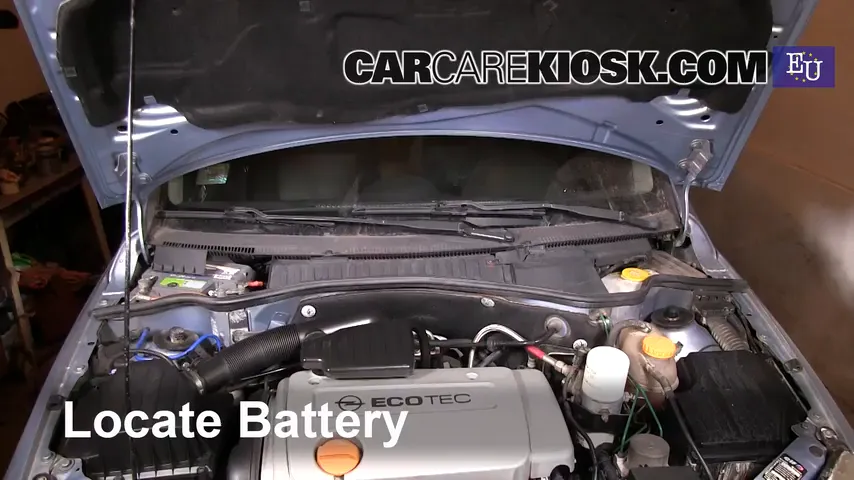 2005 Opel Combo C CNG 1.6L 4 Cyl. Batterie Changement